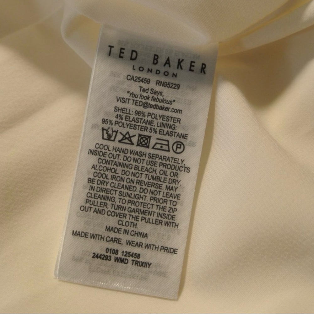 Ted Baker Strapless Dress with Pastel Floral Pattern
Seize 3 US 8 - Picture 10 of 10